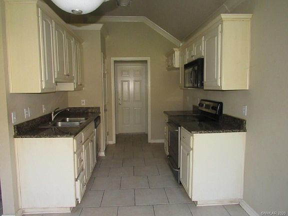 4th image of 434 Gravois Dr
