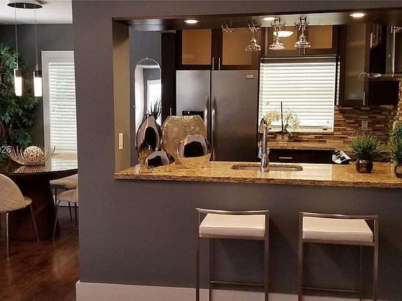 2nd image of 1337 Euclid Ave APT 101