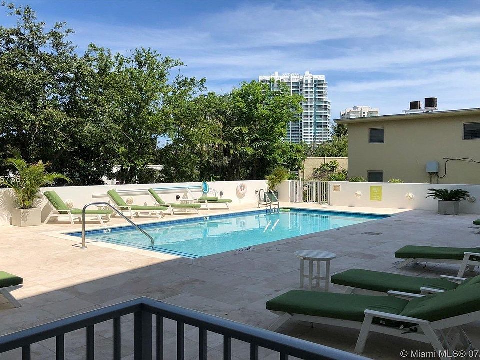 2nd image of 3001 SW 27th Ave