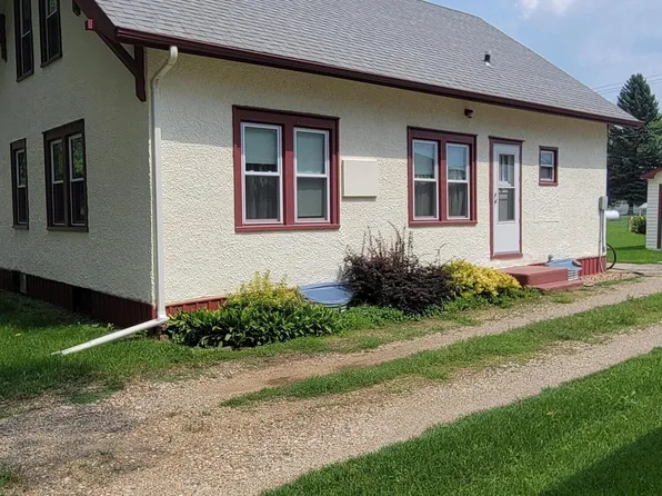407 1st Ave NE, Ashley, ND 58413