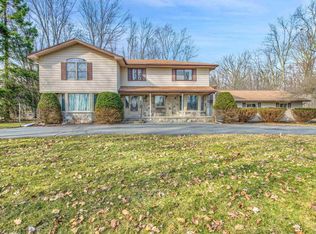 34325 33 Mile Rd, Richmond, MI 48062