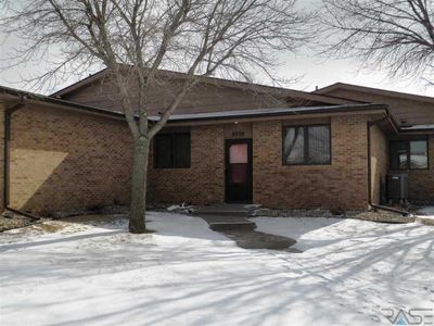 4908 S Tennis Ln #33, Sioux Falls, SD, 57106