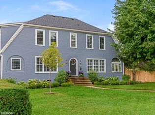 107 Bertling Ln, Winnetka, IL 60093