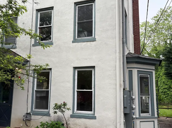 47 Clinton St #1A, Lambertville, NJ 08530