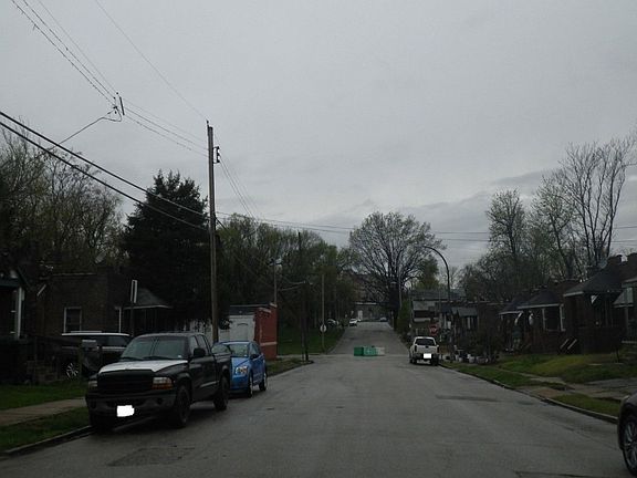 4th image of 1514 Angelrodt St