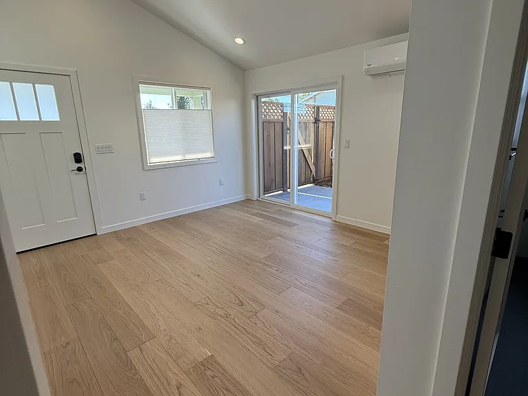 1212 Chanticleer Ave #0 — Photo 8