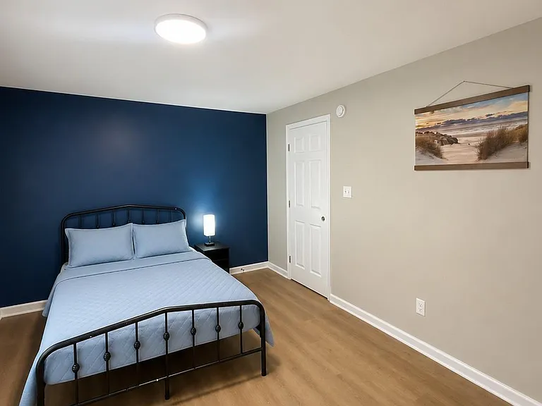 142 Holly Rd NW #2 — Photo 1