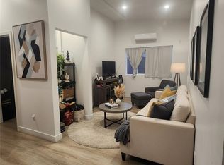 6836 Colmar 1/4, Bell Gardens, CA 90201