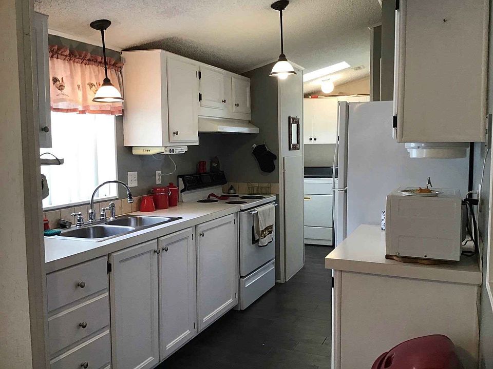 1st image of 6233 Red Feather Dr