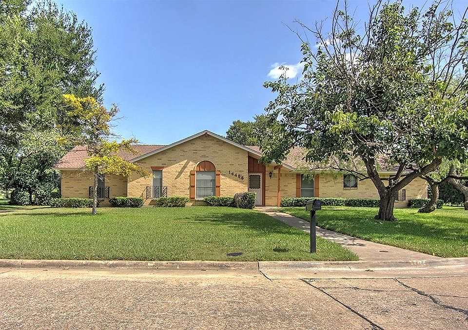 1st image of 14466 Valley Hi Cir
