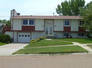 111 Johnson St, Wolf Point, MT 59201