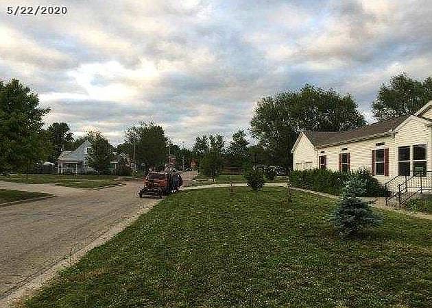 2nd image of 628 Sheeran Ave