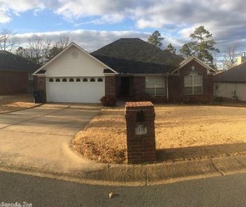 19 W Point Dr, Maumelle, AR, 72113