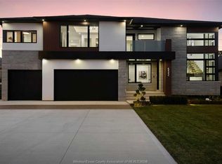 532 Mountbatten Cres, Windsor, ON N8P0G1