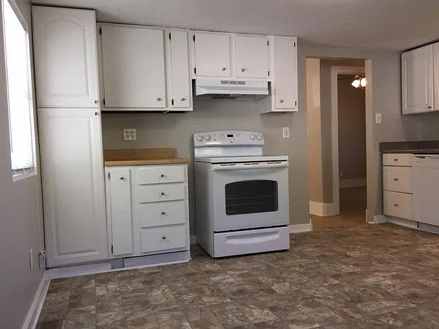515 Camden Ave — Photo 8