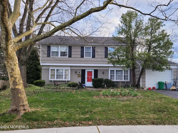 4 Ambler Court, Aberdeen, NJ 07747