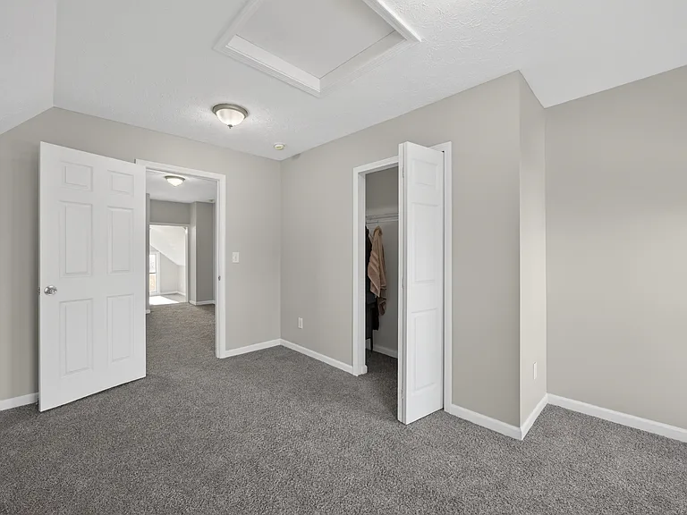1566 Winchester Ave — Photo 20