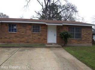 195 Leche St, Pineville, LA 71360