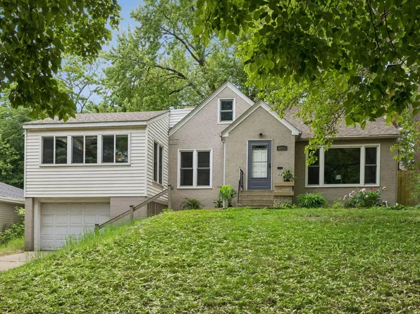 1233 Maywood St, Saint Paul, MN 55117