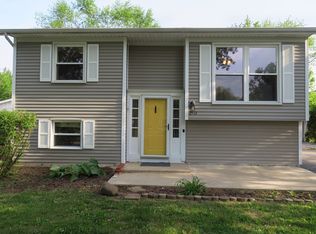2513 Arden Dr, Champaign, IL 61821