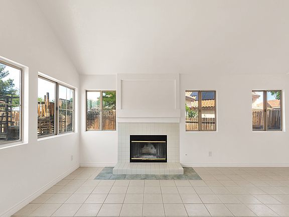 5th image of 13551 Firethorn Cir