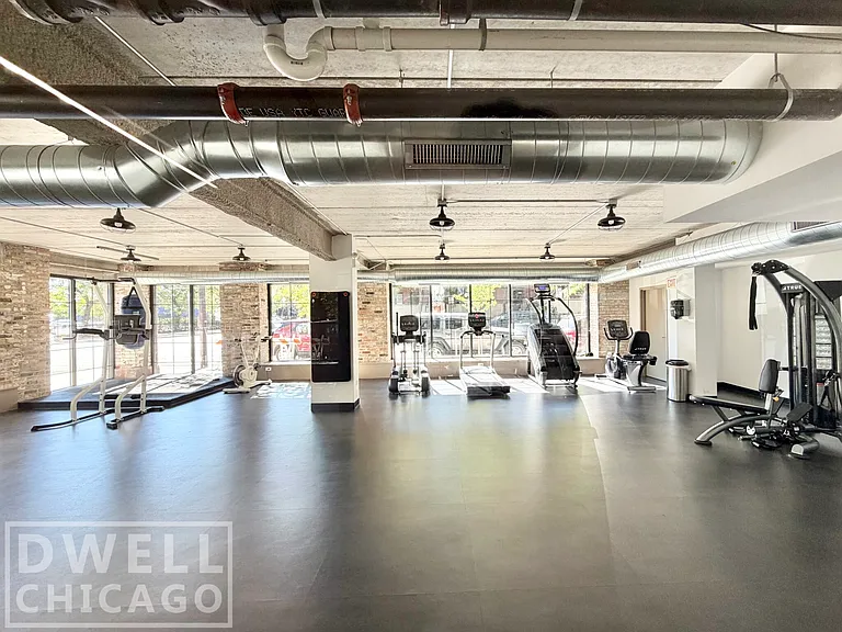 2500 S Wabash Ave #201 — Photo 23