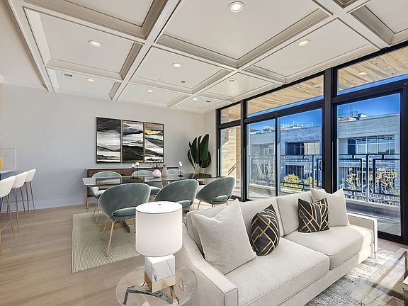2nd image of 830 N California Ave #2