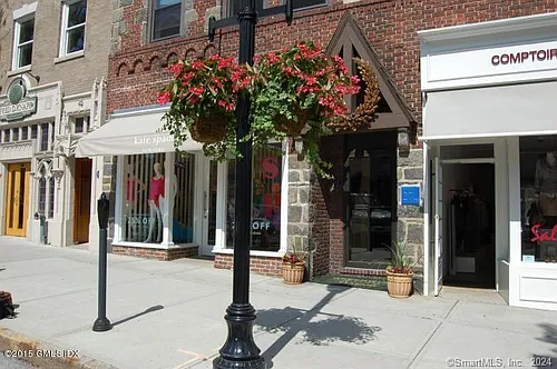 271 Greenwich Ave #3B Photo 1