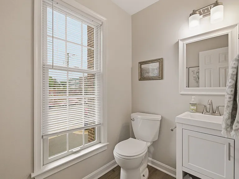 1608 Key Blvd — Photo 23