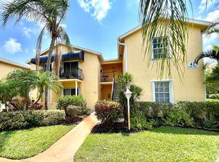 546 Waterside Dr, Hypoluxo, FL 33462