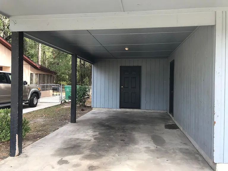 1235 Ponderosa Dr — Photo 2