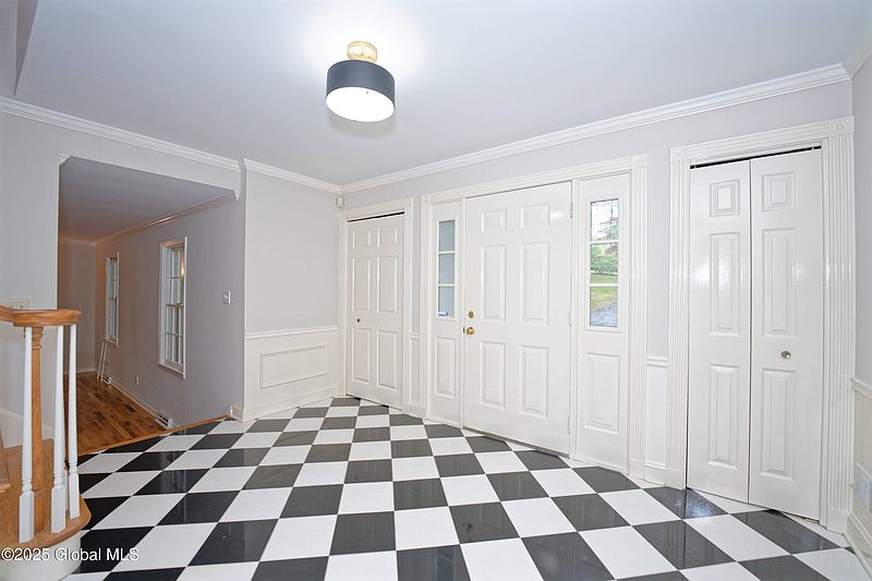 5th image of 14 Birch Hill Road