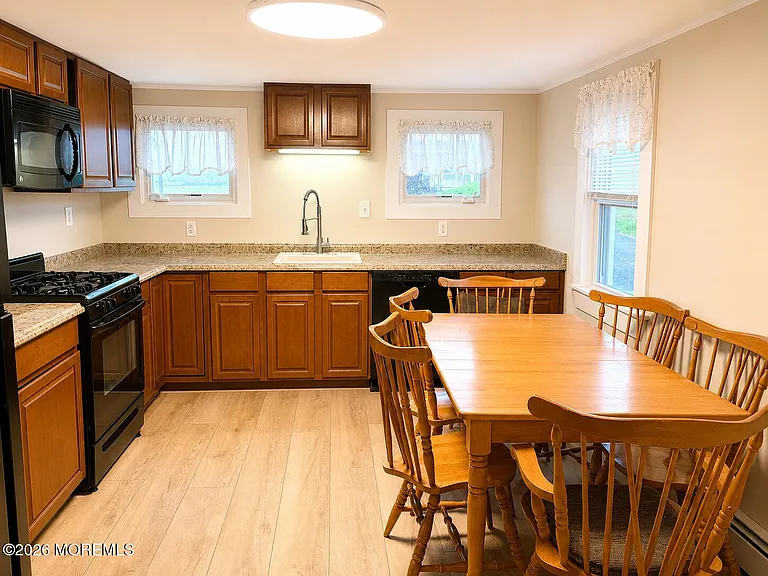 46 Riverdale Ave #FRONT — Photo 2