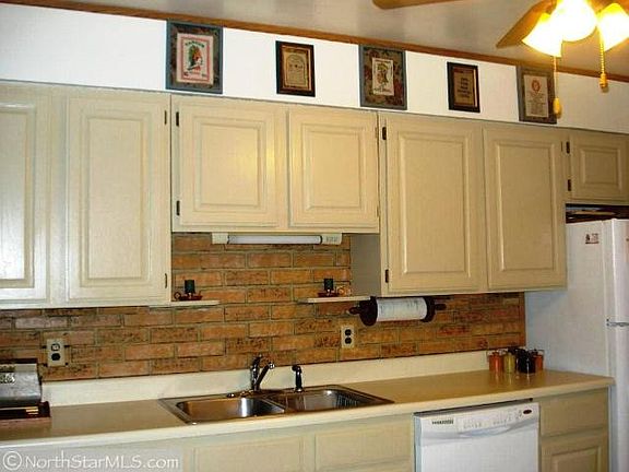 3rd image of 17305 Riverwood Dr