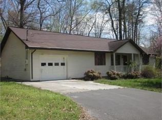 114 Oakwood Dr, Clinton, TN 37716