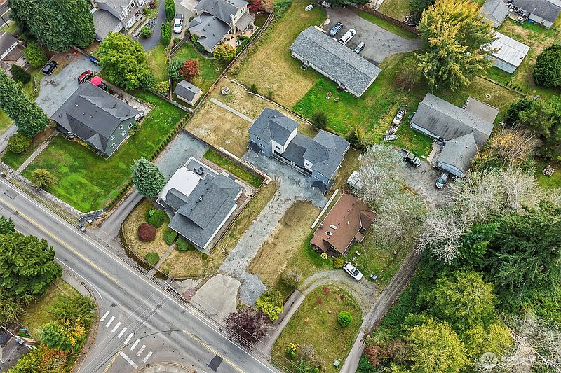 5th image of 11702 20th Street NE