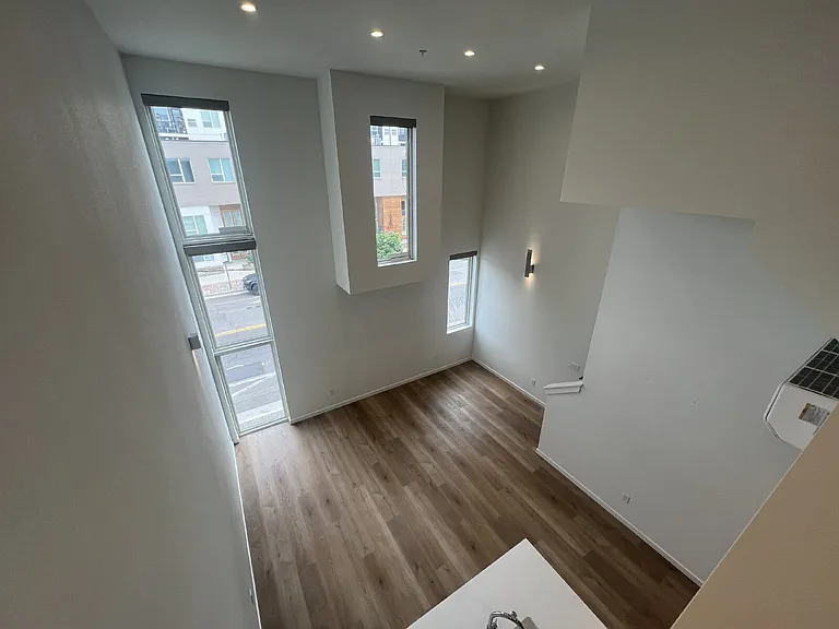 3700 N Marion St #102 — Photo 21