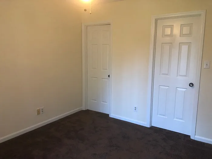 4101 Five Oaks Dr — Photo 19