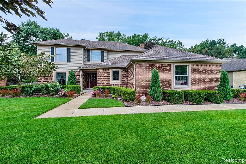 53471 Marian Dr, Shelby Township, MI 48315 Zillow
