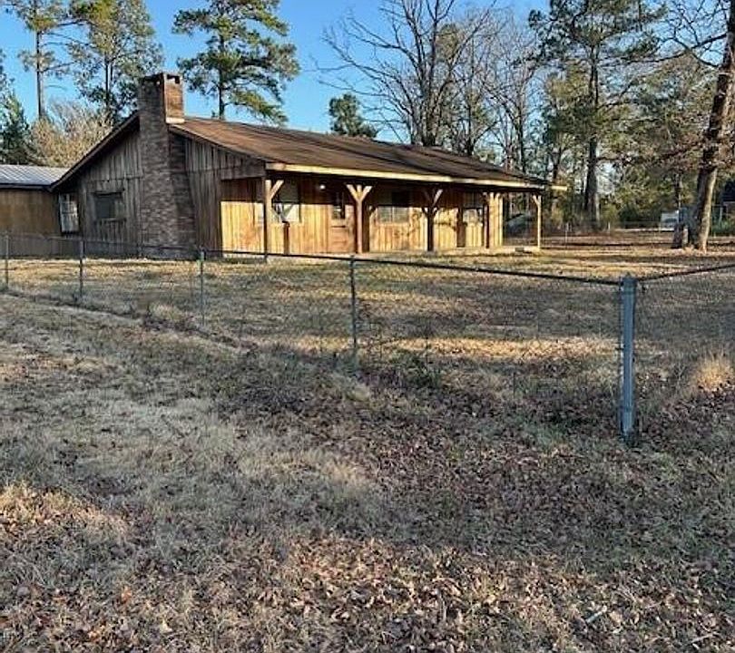 1st image of 446 Earl Perkins Rd