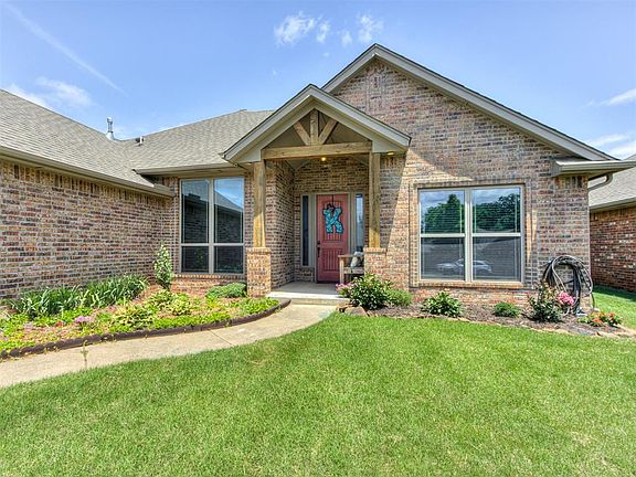2nd image of 4725 Rosewood Ct