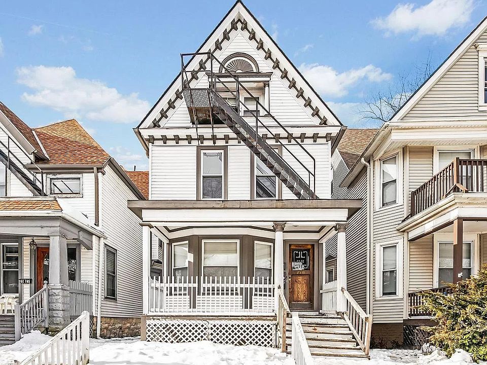 1st image of 2531 N Murray Ave APT 3