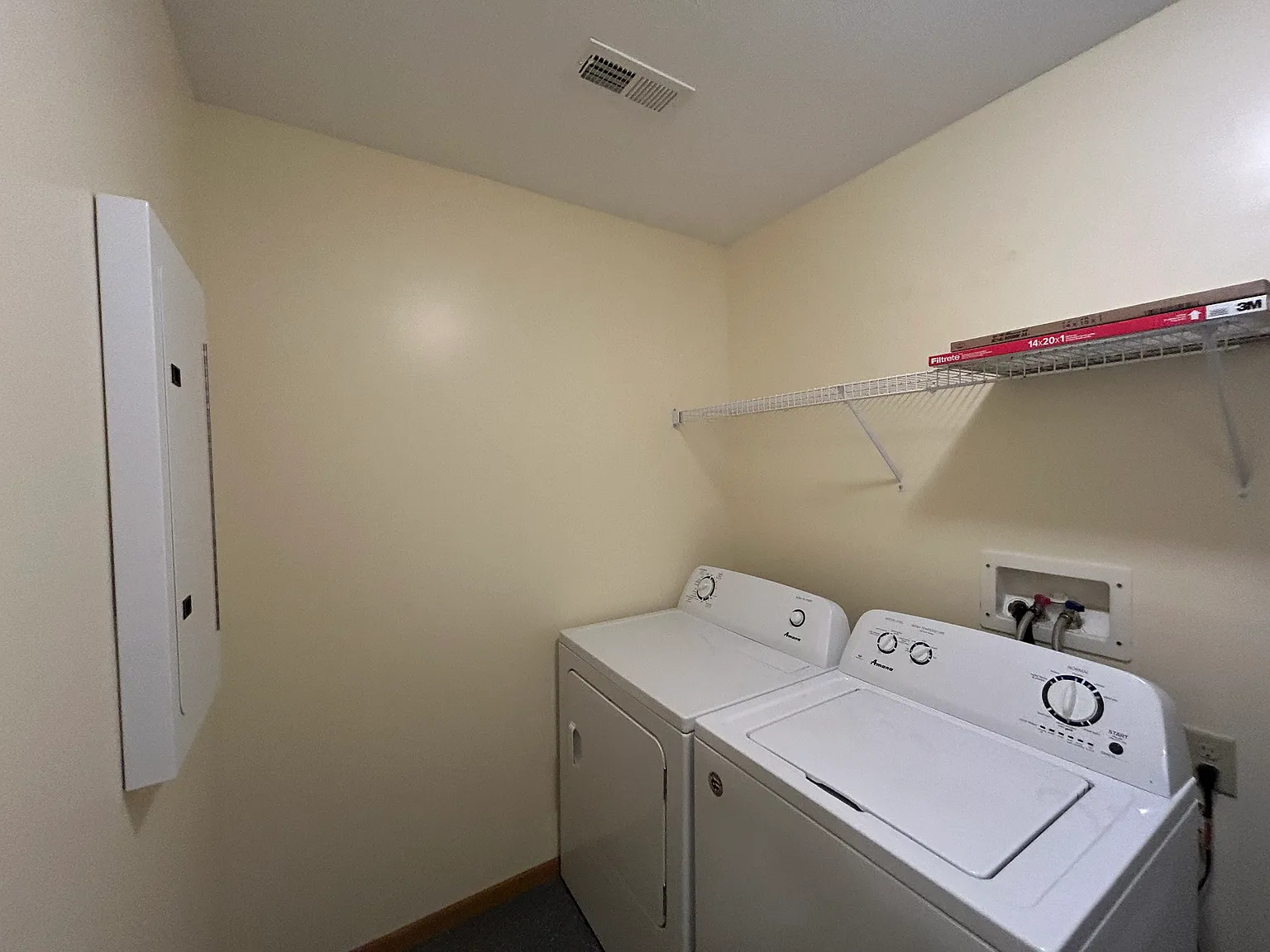 1 bed, $1,045 — Photo 3