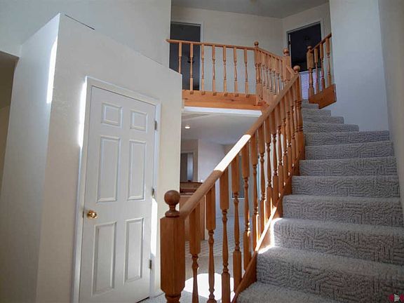 5th image of 701 Arboles St