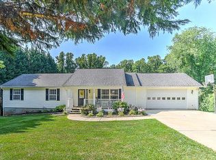 38 Brown Lynch Rd, Candler, NC 28715