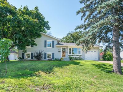 9425 Northwood Pkwy, New Hope, MN, 55427