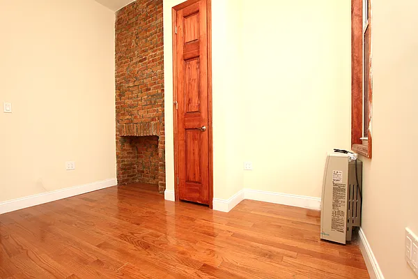 Rented by J Misrahi Realty Corp | media 33