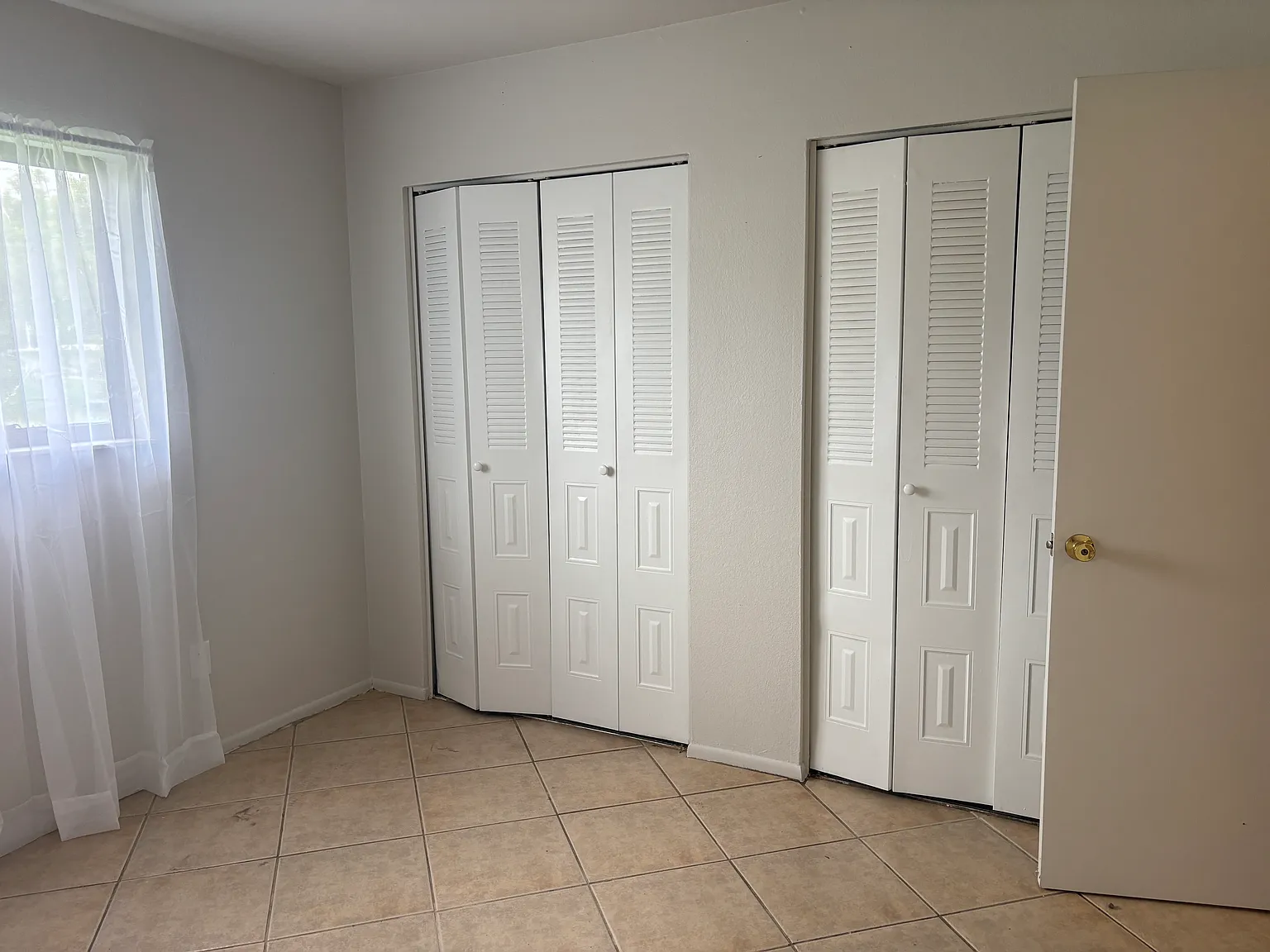 2 bed, 904 sqft, $1,850 — Photo 3
