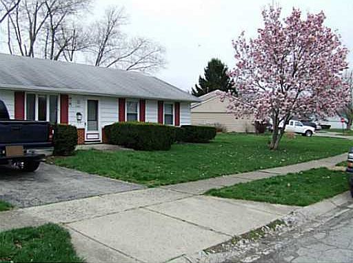 2nd image of 702 Applewood Dr