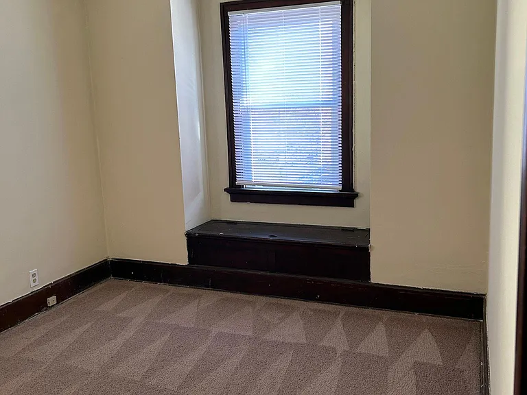 2405 Ohio Ave — Photo 8